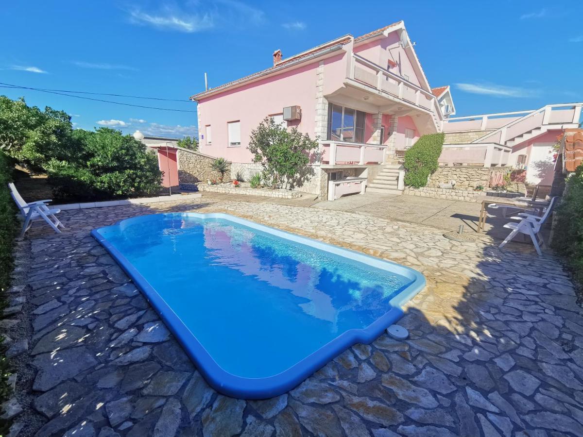 Guest House With Pool Ante 브르시 외부 사진